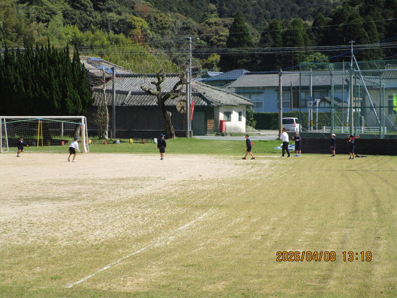 昼休みに野球をしました！