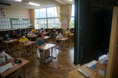 しっかり話を聞く５年生