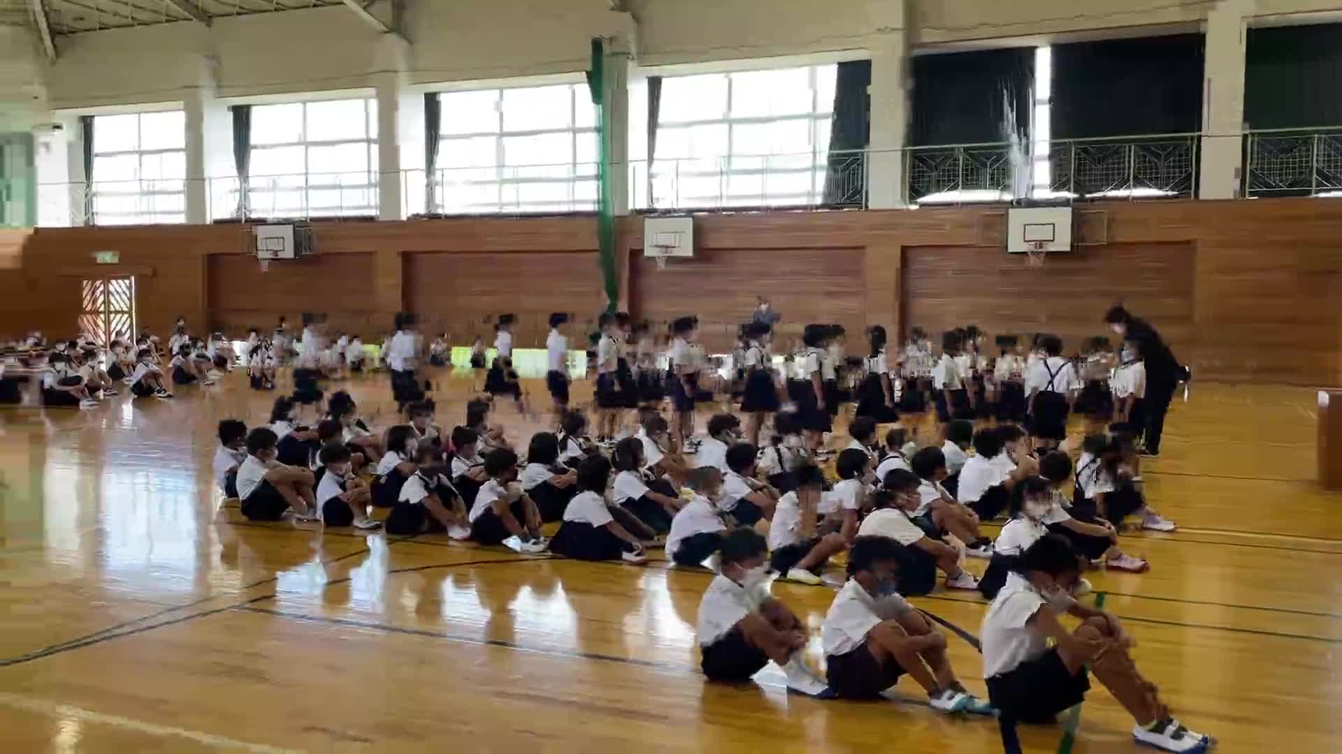 始業式～静かに集合～