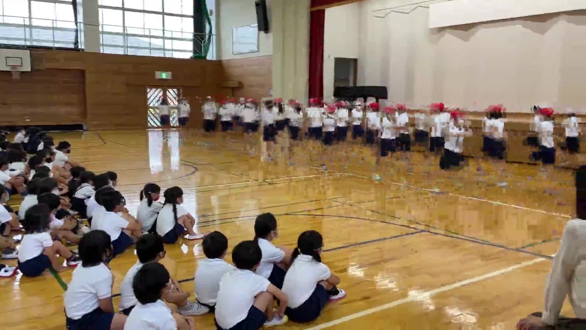 ６年生「集団行動」