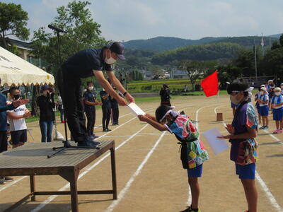 準優勝の赤団への表彰