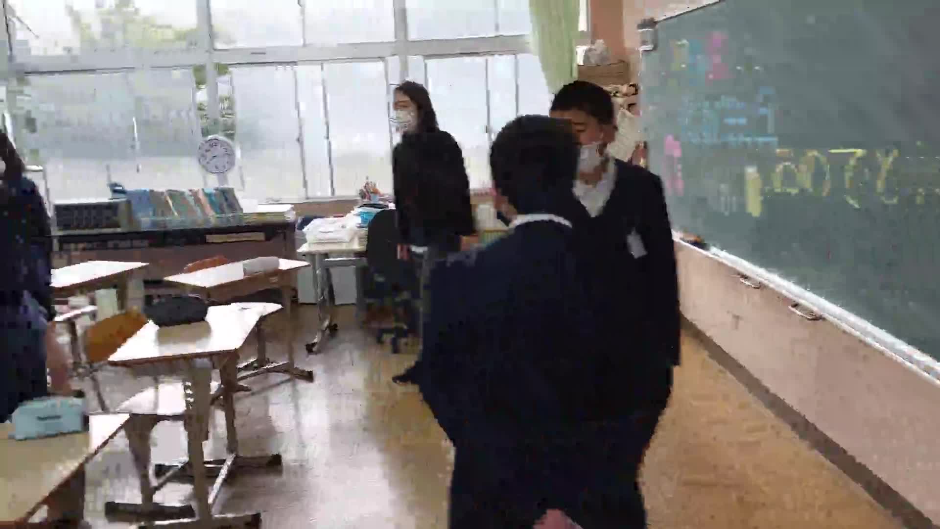 「６年朝活話し合い活動からのハッピィバァス」ごしょチューブ《R3-325》