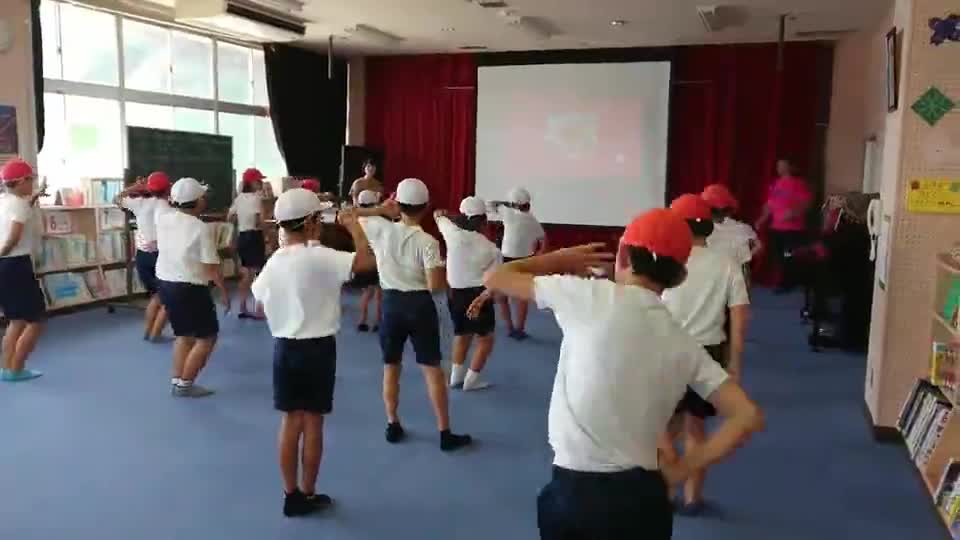 作品エントリー⑧５年６年運動会「ダンスメイキング」