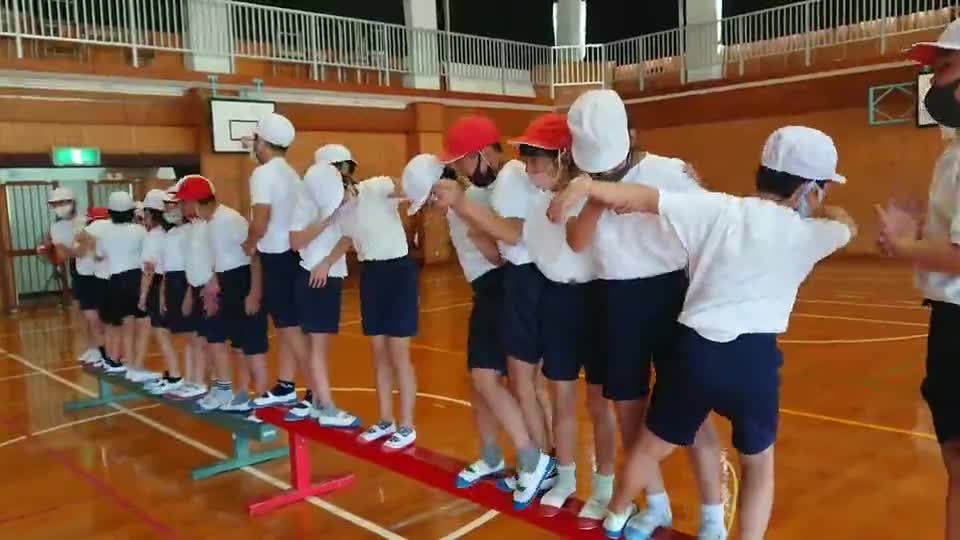 ごしょチューブ《R3-3》４年「体育～平均台の上で」