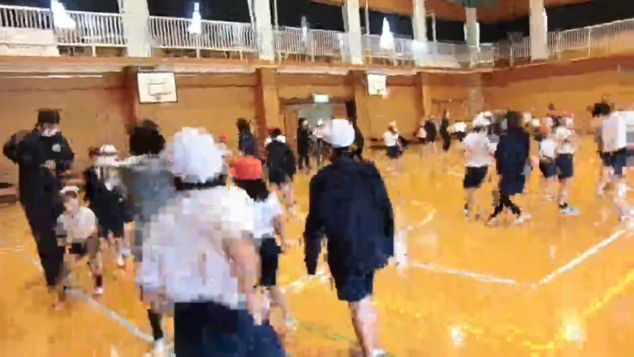 ごしょチューブ62番全校体育「たてわり班対抗ながなわ大会」