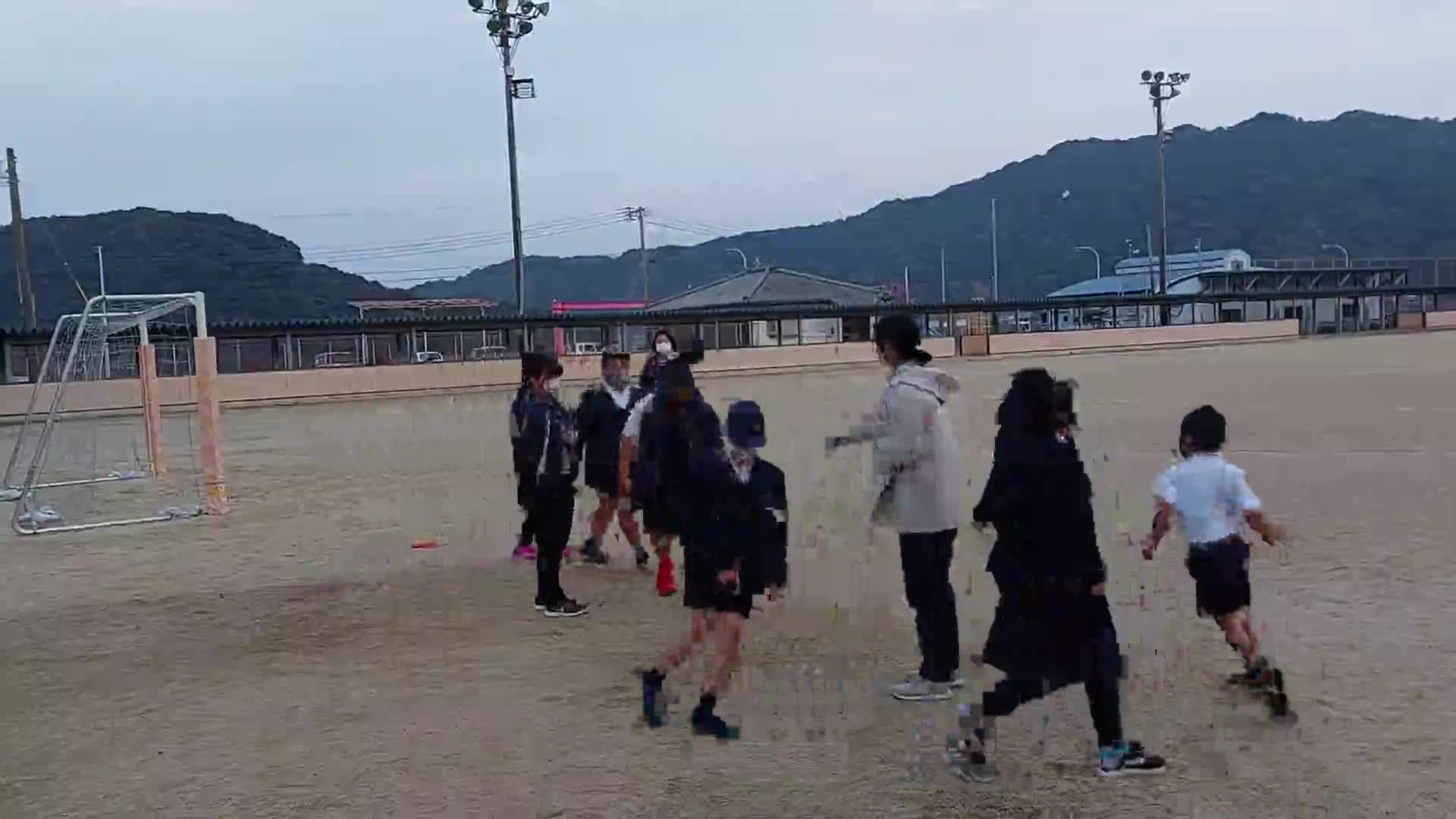 「朝のながなわ～ひっかからない子どもたち」ごしょチューブ《R3-327》