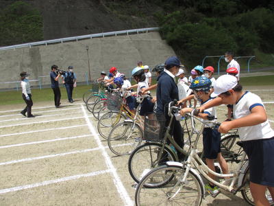 まずは乗る前に「安全点検」