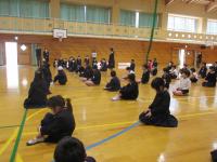 フロアーからの「返し」