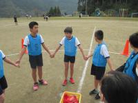 気合いを入れる６年生