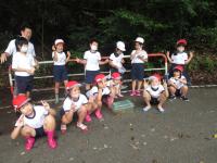 みんなで「カニさんポーズ」