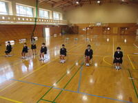 凛とした姿勢で