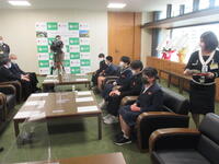 市長室のソファー