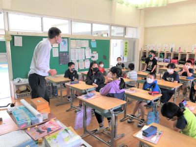 新しい英語の先生がいらっしゃいました！｜人吉西小学校
