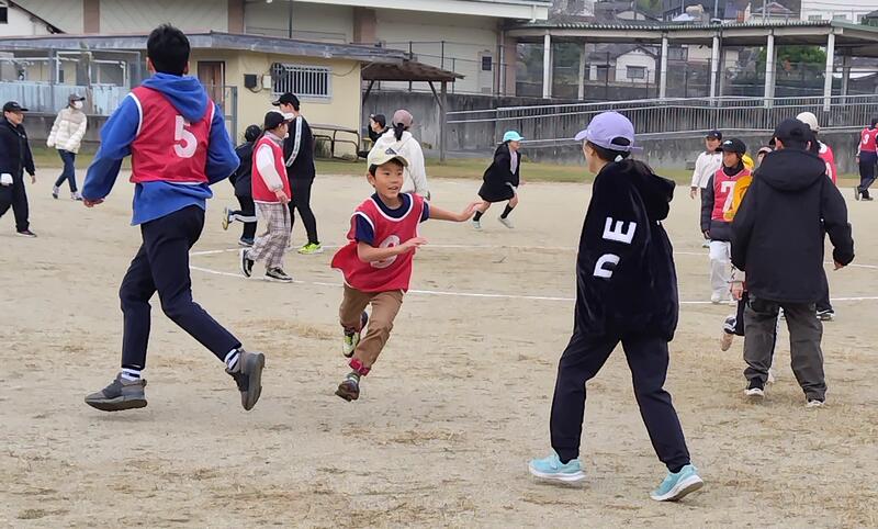 必死で追いかけっこです