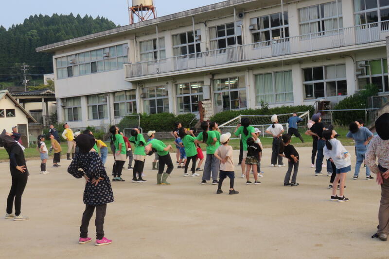みなさん、気持ちよさそうにしています