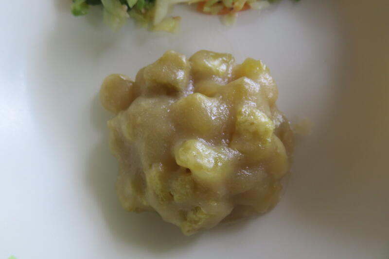 鬼まんじゅうです。角が、鬼の金棒に見えますね