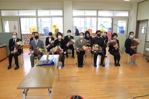 リモートで退任式