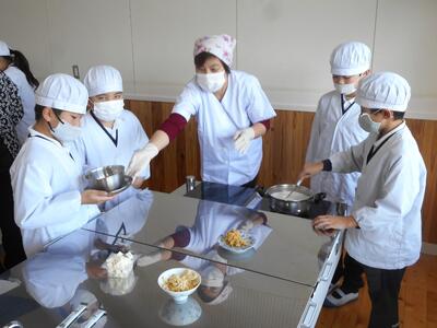 こうやってするんだよ