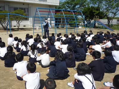 不審者対応避難訓練①