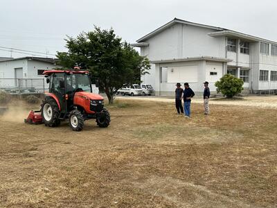 トラクタでの作業