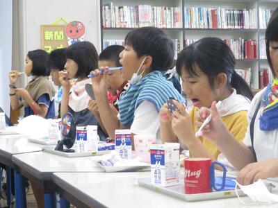 中学年の歯みがき