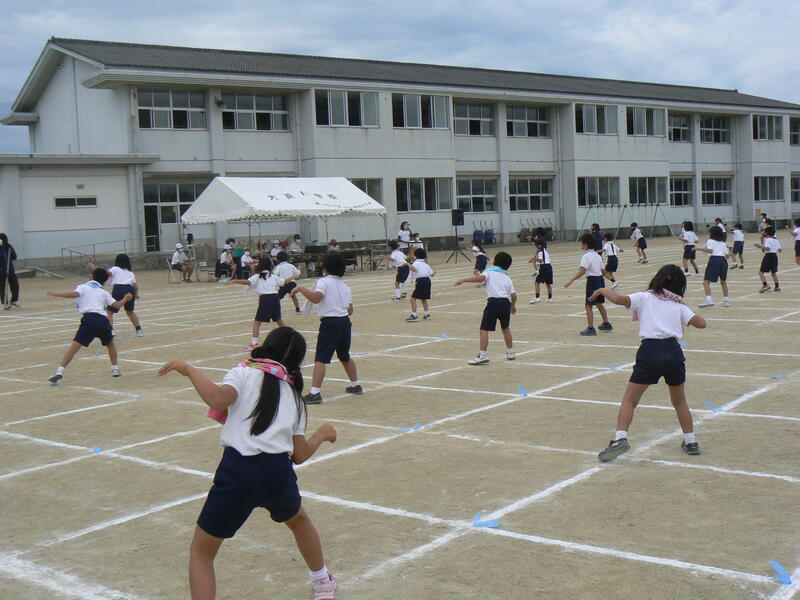１・２年生の表現運動