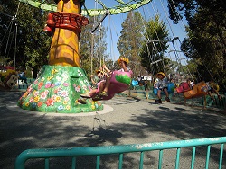 チェーンタワー