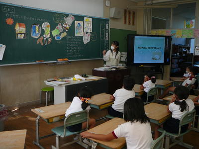 ねずみさんはテレビっ子