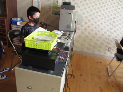 保健委員会の放送の様子