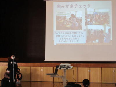 保健委員会発表