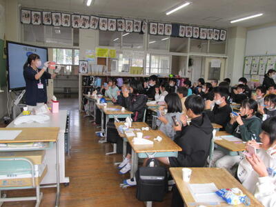 ６年生歯科保健指導２