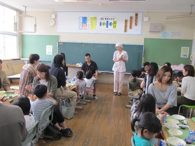 給食試食会
