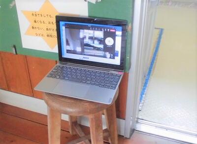 階段の避難状況を２