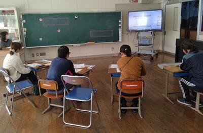 講師の移動時間も省けました