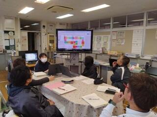 学び合いは職員から！