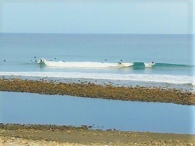 サーフィンも楽しめます