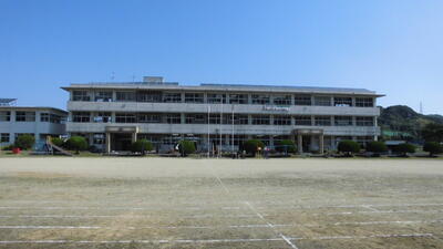 わたしたちの都呂々小学校！