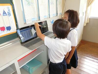 自分たちの道順の案内を録画！（2年生）