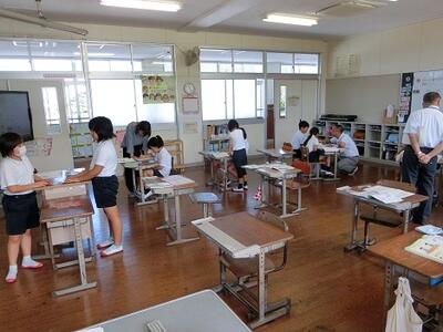 複式学級の学習（３・４年生）