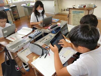 しきつめて正方形になるのは（5年生）