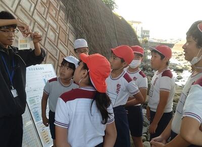 酸性、アルカリ性、中性どれかな？