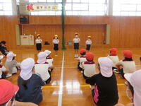 1年生と新しい先生たちの歓迎会