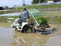 田植え機のすごさを実感！