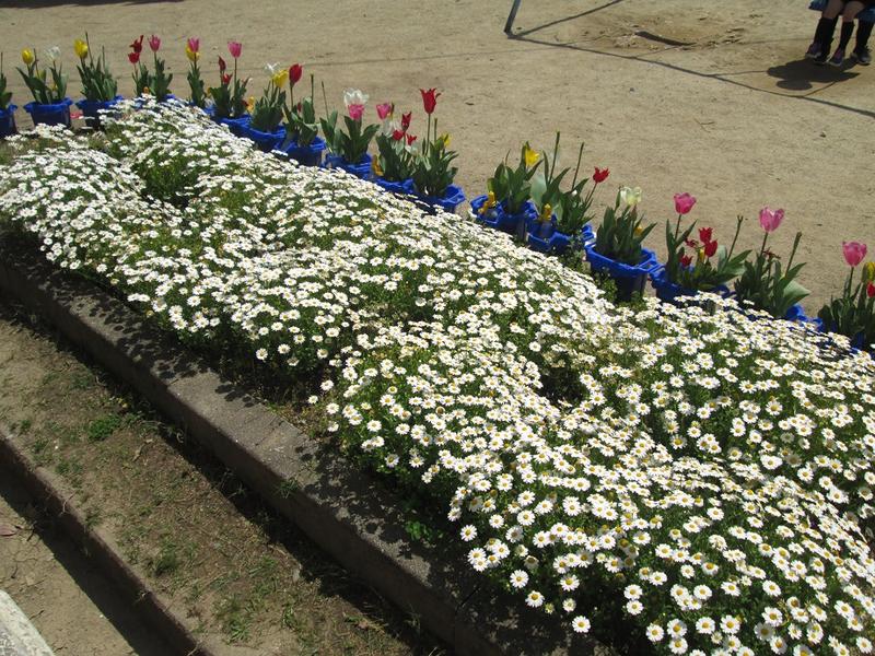 ２年２組の前です。