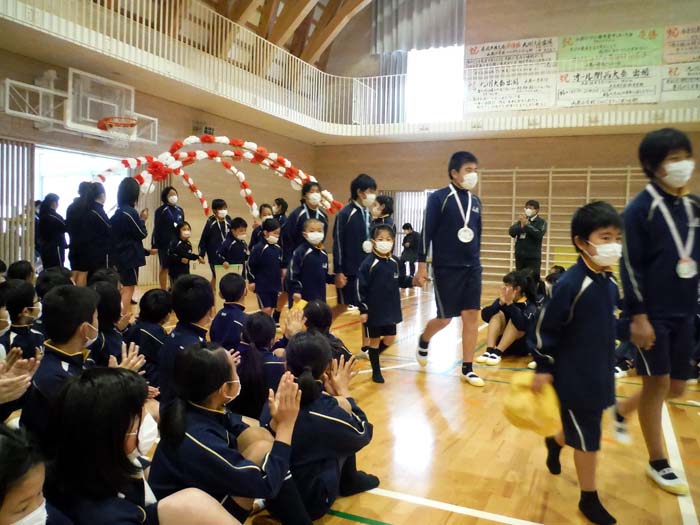 6年生を送る会 6年生を送る会