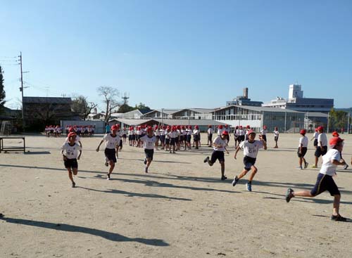 陸上記録会の練習