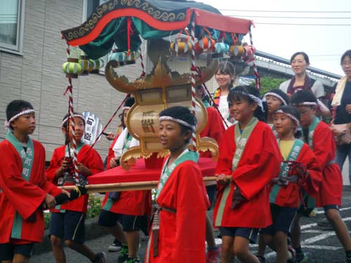 子ども上がり灯籠