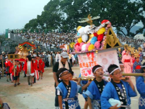子ども上がり灯籠