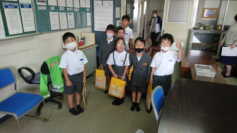 １年生の学校探検